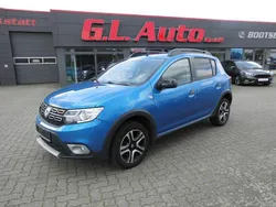 Blau Gebraucht 2018 Dacia Sandero Stepway Kleinwagen | 7.990 € (Guter Preis)