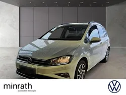 Weiß Gebraucht 2019 VW Golf Sportsvan Join Van / Kleinbus | 16.270 € (Fairer Preis)