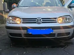 Grau Gebraucht 2003 VW Golf IV Kleinwagen | 2.500 € (Etwas zu teuer)