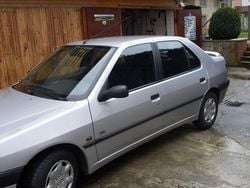 Grau Gebraucht 1998 Peugeot 306 Limousine | 300 €