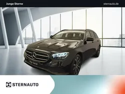 Metalliclack obsidianschwarz Gebraucht 2023 Mercedes E300 Avantgarde Limousine | 36.890 € (Fairer Preis)