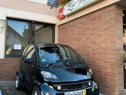 Schwarz Gebraucht 2001 Smart ForTwo Coupé Kleinwagen | 2.500 € (Etwas zu teuer)