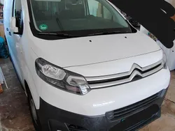 Weiß Gebraucht 2018 Citroën Jumpy Van / Kleinbus | 16.500 € (Fairer Preis)