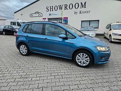 Blau Gebraucht 2016 VW Golf Sportsvan LOUNGE Van / Kleinbus | 8.690 € (Fairer Preis)