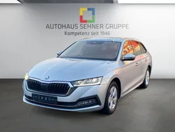 Brillantsilber met. (silber) Gebraucht 2022 Skoda Octavia Style Kombi | 28.970 € (Teuer)