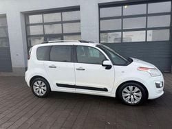 Weiß Gebraucht 2013 Citroën C3 Picasso Exclusive Van / Kleinbus | 4.900 € (Etwas zu teuer)