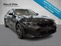 Black sapphire metallic (schwarz) Gebraucht 2024 BMW 330 M Sport Limousine | 61.999 € (Teuer)