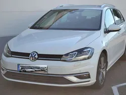 Weiß Gebraucht 2017 VW Golf VII Highline Kombi | 9.990 € (Guter Preis)