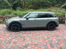 Grau Gebraucht 2020 Mini Clubman Kombi | 16.999 €