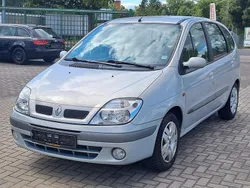 Silber Gebraucht 2002 Renault Scénic Van / Kleinbus | 599 € (Fairer Preis)