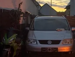 Silber Gebraucht 2004 VW Touran Van / Kleinbus | 2.400 € (Fairer Preis)