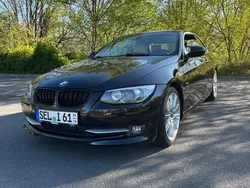 Schwarz Gebraucht 2011 BMW 325 Cabriolet Comfort Edition Cabrio | 15.999 € (Fairer Preis)