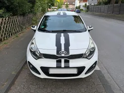 Weiß Gebraucht 2012 Kia Rio 2 Kleinwagen | 5.500 € (Fairer Preis)