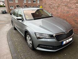 Grau Gebraucht 2020 Skoda Superb Ambition Kombi | 24.000 € (Fairer Preis)