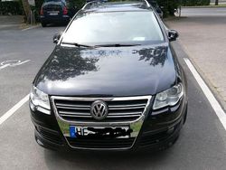 Schwarz Gebraucht 2010 VW Passat R-line Kombi | 8.300 € (Teuer)