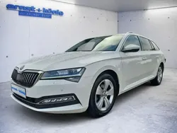 Weiß Gebraucht 2019 Skoda Superb Style Kombi | 24.190 € (Fairer Preis)