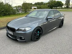 Grau Gebraucht 2015 BMW 550 Shadowline Limousine | 20.999 € (Guter Preis)
