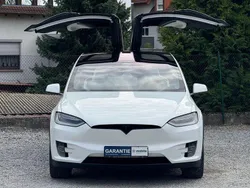 Weiß Gebraucht 2017 Tesla Model X SUV | 27.890 € (Fairer Preis)