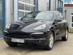 Schwarz Gebraucht 2011 Porsche Cayenne SUV | 15.995 € (Superpreis)
