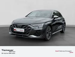 Grau Gebraucht 2024 Audi S3 Ambiente Limousine | 43.340 € (Guter Preis)