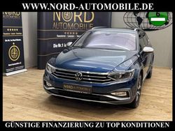 Blau Gebraucht 2022 VW Passat Alltrack Kombi | 29.900 € (Fairer Preis)