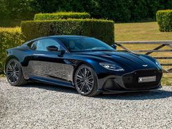 Blau Gebraucht 2022 Aston Martin DBS | 229.800 €