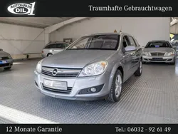 Silber Gebraucht 2008 Opel Astra Edition Kombi | 4.450 €
