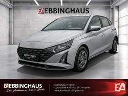Weiß Neu 2024 Hyundai i20 Select Kleinwagen | 16.999 € (Guter Preis)