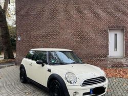 Beige Gebraucht 2009 Mini One D Kleinwagen | 2.500 € (Etwas zu teuer)