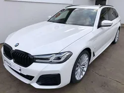 Alpinweiss iii Gebraucht 2021 BMW 530 M Sport Kombi | 31.990 € (Fairer Preis)