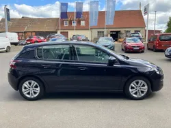 Gebraucht 2014 Peugeot 308 Active Limousine | 7.590 € (Etwas zu teuer)