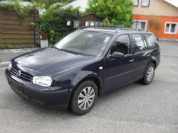 Blau Gebraucht 2005 VW Golf IV Comfortline Kombi | 2.000 € (Fairer Preis)