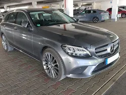 Grau Gebraucht 2018 Mercedes C200 Kombi | 22.999 € (Fairer Preis)