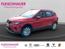 Rot Gebraucht 2024 Seat Arona Style SUV | 18.930 € (Guter Preis)