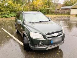 Grün Gebraucht 2008 Chevrolet Captiva SUV | 1.900 € (Superpreis)