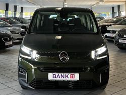 Grün Gebraucht 2024 Citroën Berlingo Van / Kleinbus | 28.990 € (Teuer)