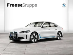 Weiß Gebraucht 2022 BMW i4 Sport Line Limousine | 39.900 € (Fairer Preis)