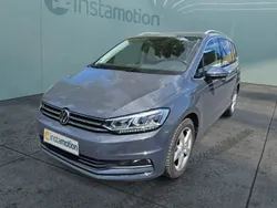 Grau Gebraucht 2021 VW Touran Highline Van / Kleinbus | 30.490 € (Fairer Preis)
