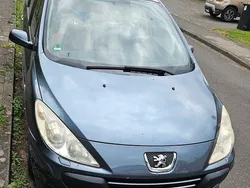 Grau Gebraucht 2006 Peugeot 307 Limousine | 700 € (Superpreis)