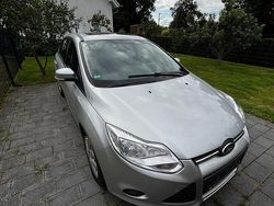 Silber Gebraucht 2013 Ford Focus Trend Kombi | 4.500 € (Guter Preis)