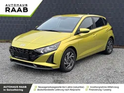 Grün Neu 2025 Hyundai i20 Limousine | 18.690 € (Guter Preis)