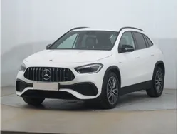 Weiß Gebraucht 2022 Mercedes GLA35 AMG AMG SUV | 42.990 € (Fairer Preis)