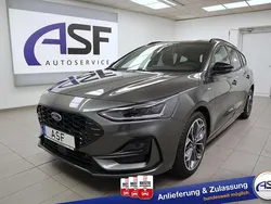 Magneticgrau Gebraucht 2024 Ford Focus ST-Line X Kombi | 28.470 € (Fairer Preis)