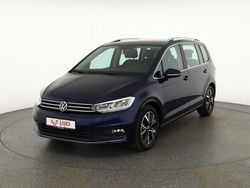 Blau Gebraucht 2021 VW Touran Highline Van / Kleinbus | 26.990 € (Guter Preis)