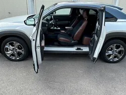 Weiß Gebraucht 2020 Mazda MX30 Edition SUV | 16.800 € (Etwas zu teuer)