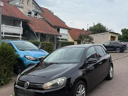 Schwarz Gebraucht 2011 VW Golf VI Limousine | 5.900 € (Fairer Preis)