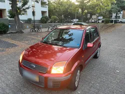 Rot Gebraucht 2008 Ford Fusion Limousine | 1.750 € (Fairer Preis)