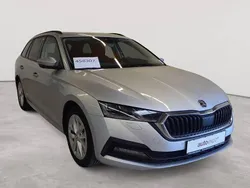 Brillantsilber metallic Gebraucht 2022 Skoda Octavia Ambition Kombi | 21.390 € (Guter Preis)