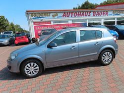 Silber Gebraucht 2006 Opel Astra Edition Limousine | 2.850 € (Etwas zu teuer)