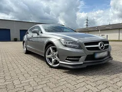 Grau Gebraucht 2014 Mercedes CLS350 Shooting Brake AMG Kombi | 15.900 € (Fairer Preis)